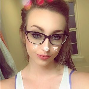 Meet your Posher, Kelsey